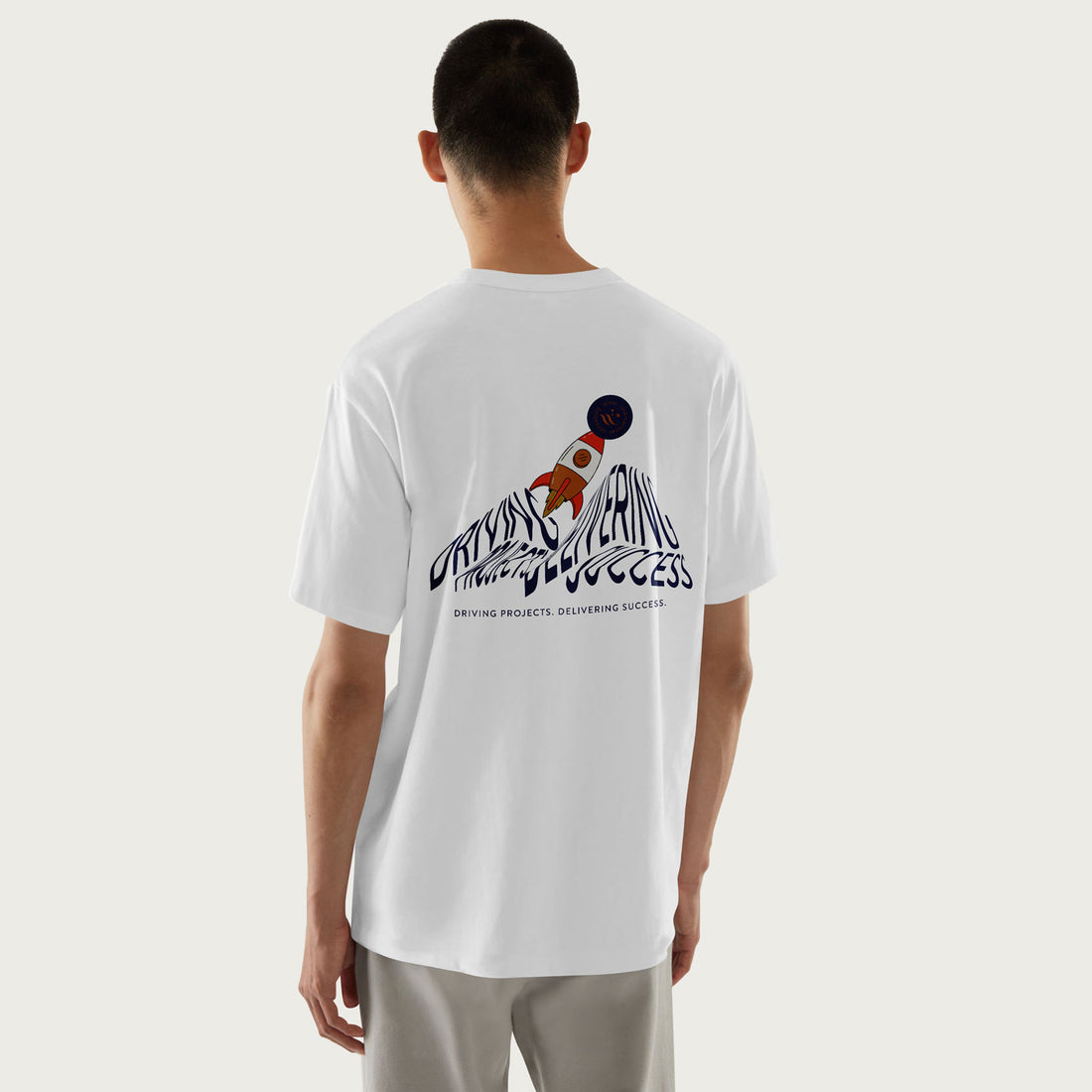 Statement T-Shirt: Driving Projects