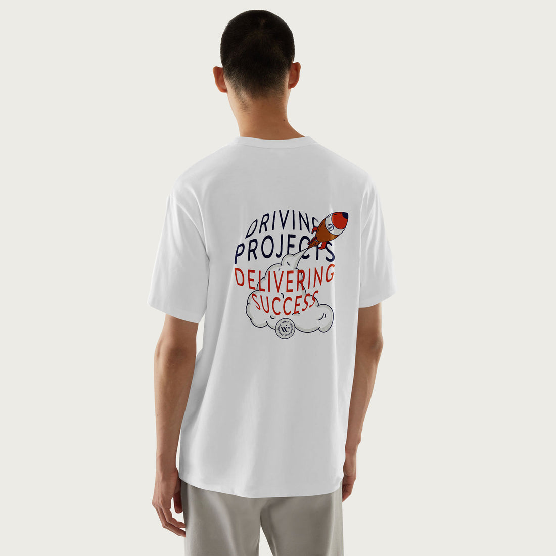 Statement T-Shirt: Delivering Success